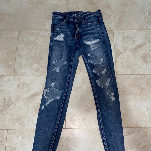 American Eagle High Waisted Jeans - Picture 1 of 2